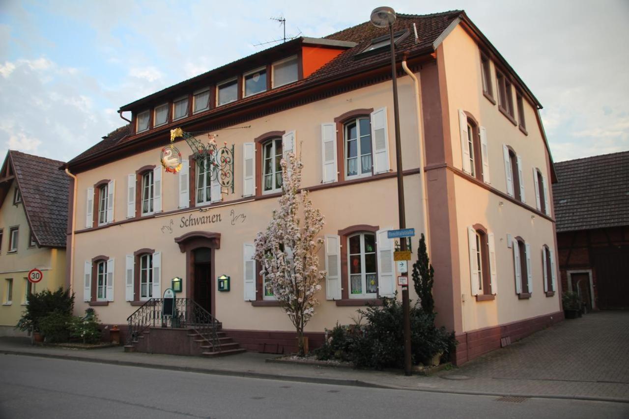 Gasthaus Zum Schwanen Hotel Oberkirch  Exterior photo